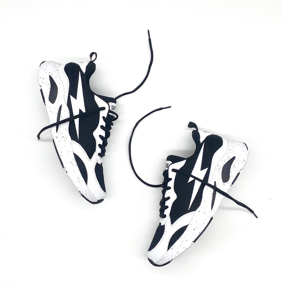 Superb Stryker (Storm Troopers) - White/Black